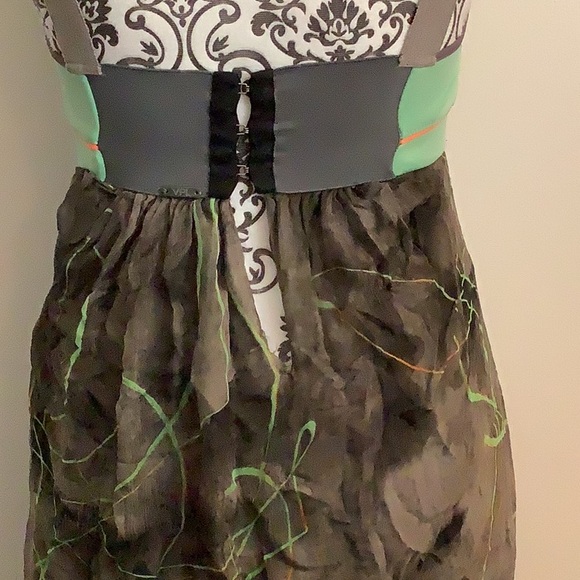 VPL DRESS - Picture 5 of 9